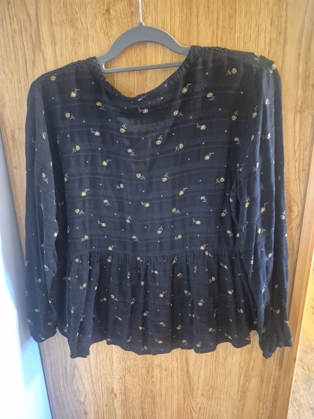 Women's Black Floral Button-Front Peasant Top - Picture 4 of 4